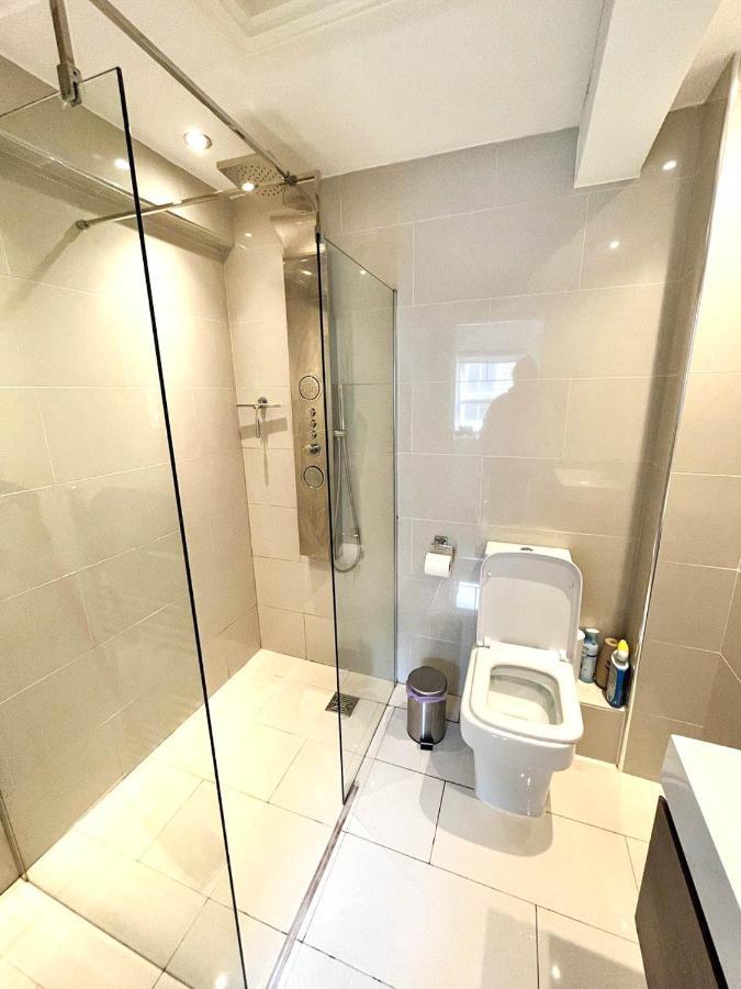 Modern 1 Bedroom Flat Close To Vauxhall London Exterior photo