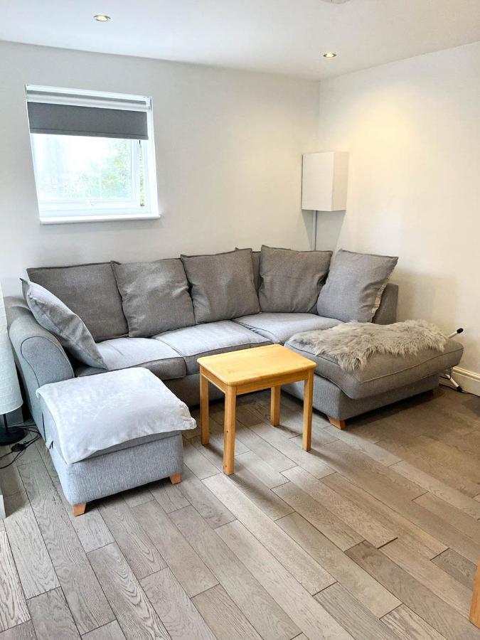 Modern 1 Bedroom Flat Close To Vauxhall London Exterior photo